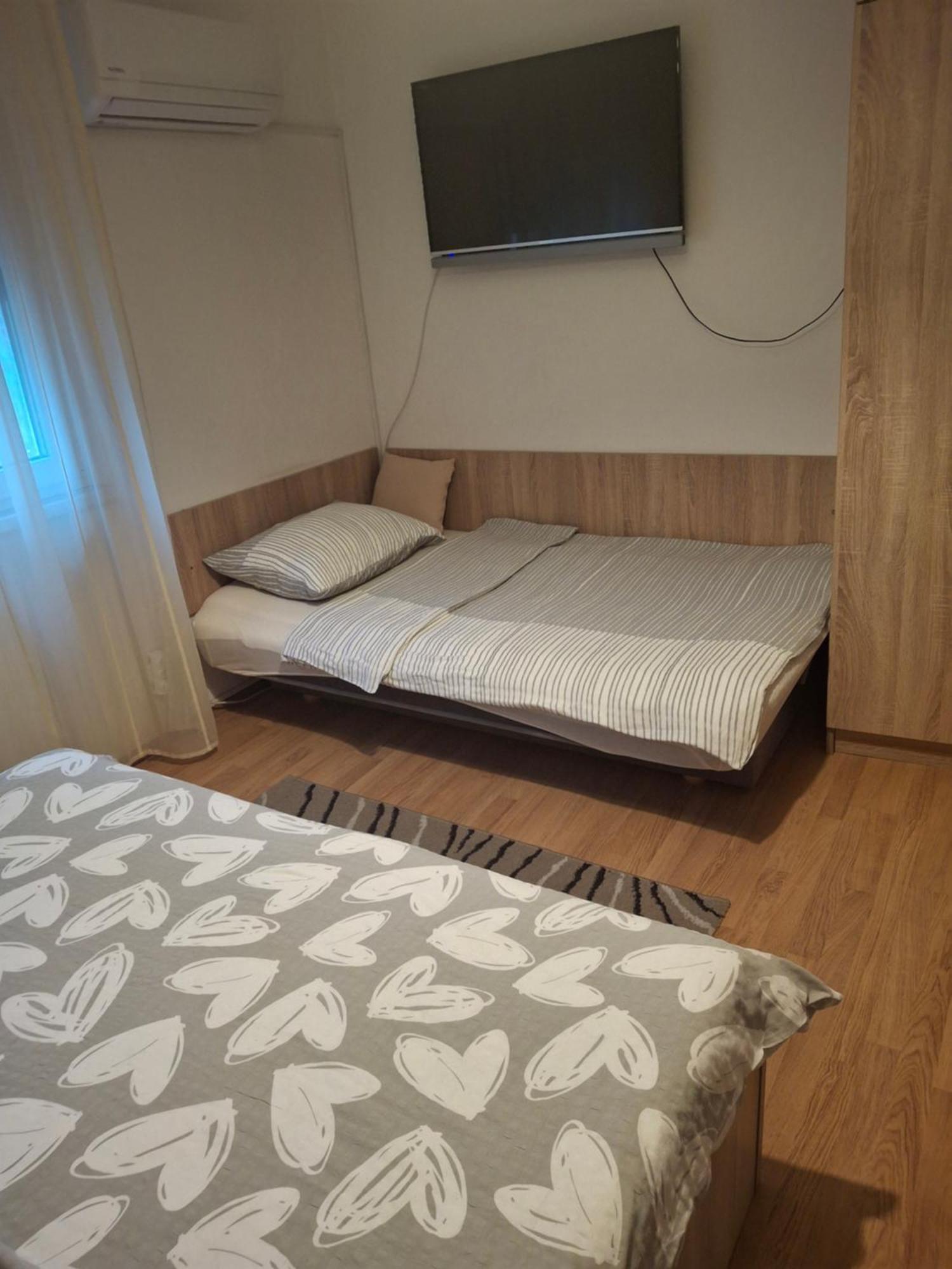Apartman Centros Ossero Esterno foto