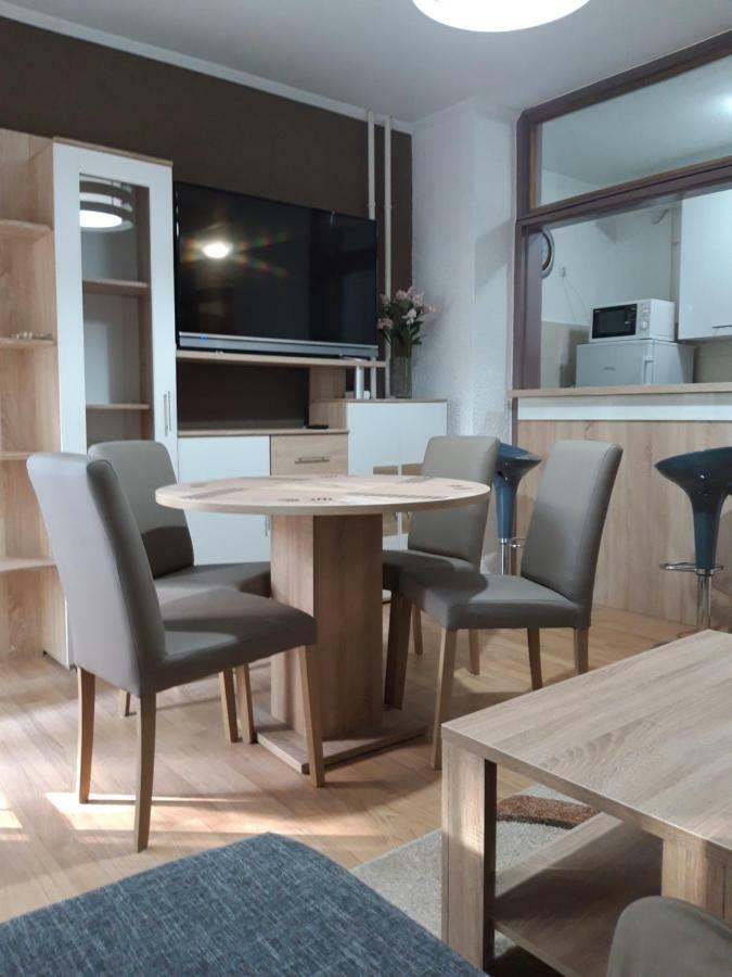 Apartman Centros Ossero Esterno foto